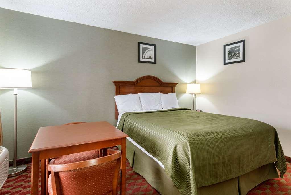 Econo Lodge Huntington - Barboursville University Area Værelse billede