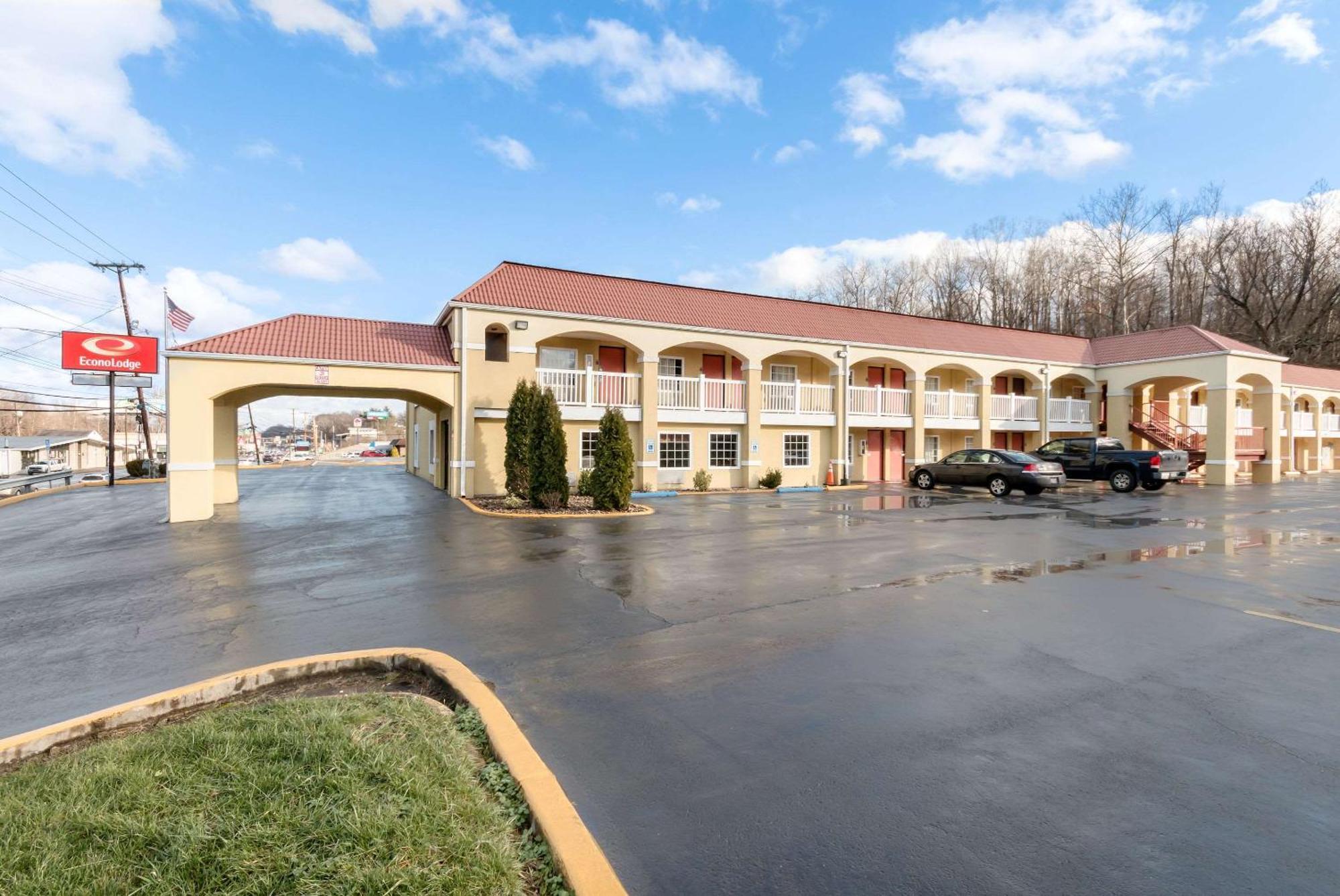 Econo Lodge Huntington - Barboursville University Area Eksteriør billede