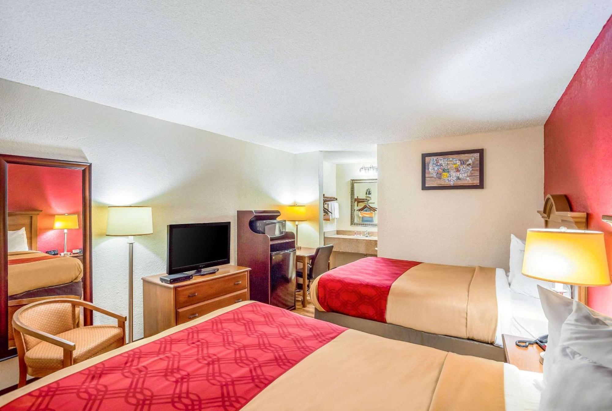 Econo Lodge Huntington - Barboursville University Area Eksteriør billede